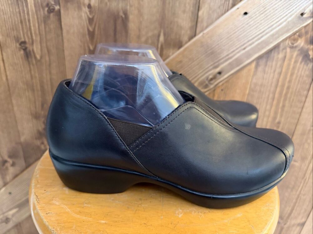 Dansko Women's EU 39 US 8.5 Brown Leather Slip On Loafers Comfort Wedge Shoes